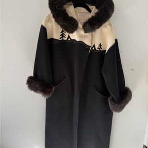 Vintage Linda Lundstrom Women's wool Jacket with Fur Trim